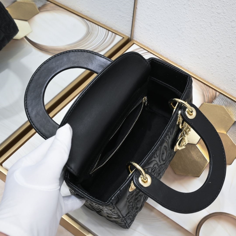 Dior Shopping Bags